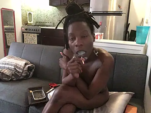 littyleesh1 webcam