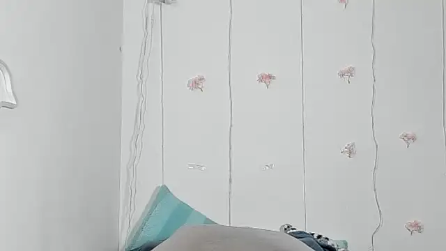 YoungSophie webcam
