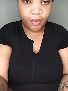 BeverlyQueen15 webcam