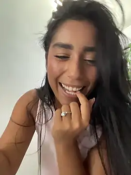 SaryJonex webcam