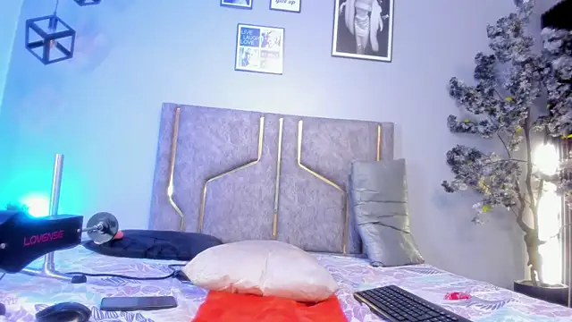 miaakittyy webcam