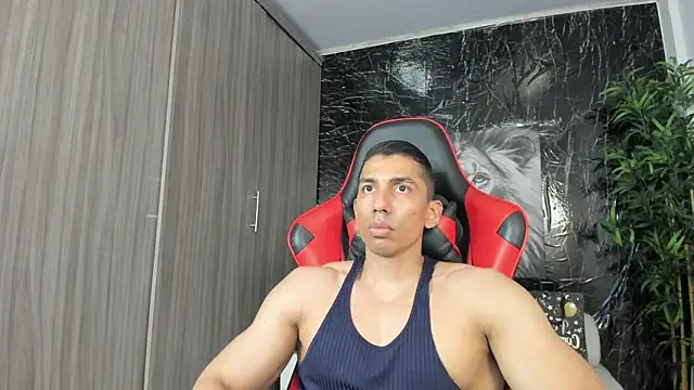 Erik_castle