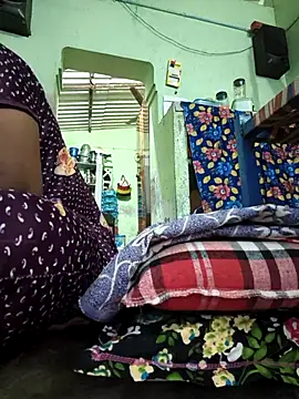 Tamilselviroja- webcam