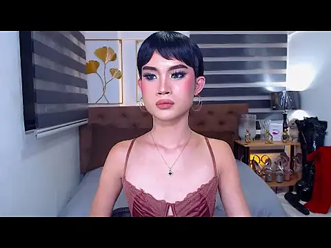 JuicyCockThea webcam