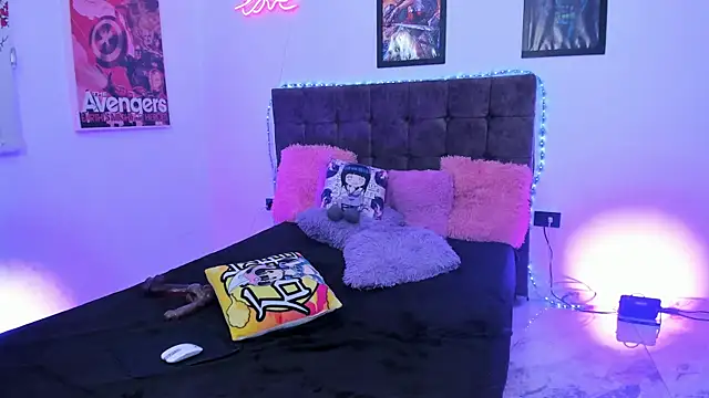 Kyra_Noir webcam