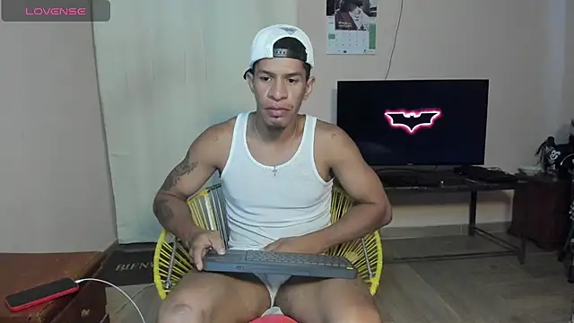 antonio_aguilarx webcam