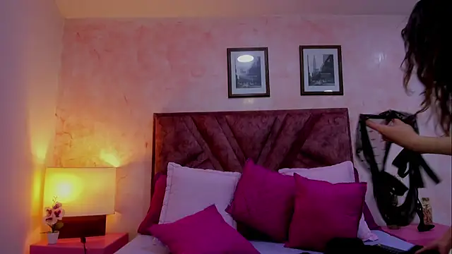 katalinalaurent - KatalinaLaurent's free webcam - UK Sex Cams