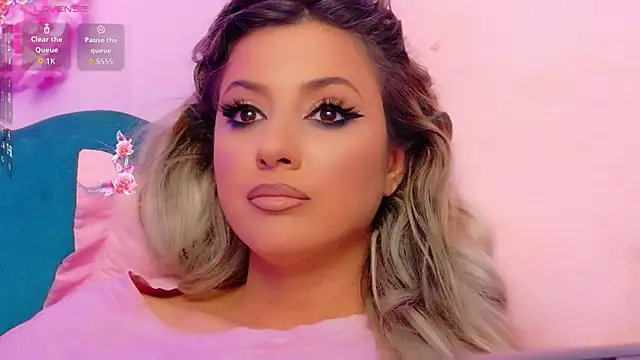 AriannaSins webcam