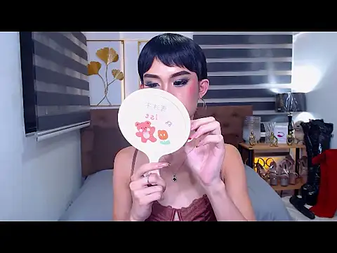 JuicyCockThea webcam