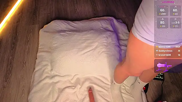 miss_long_legs