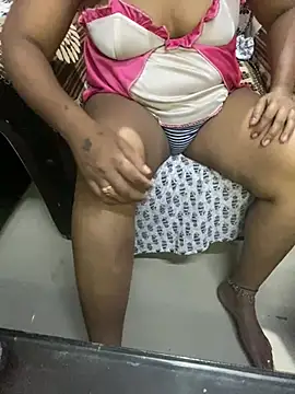 Meera_xxx webcam