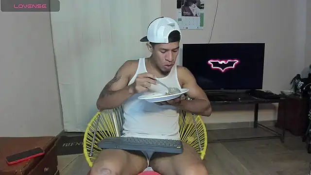 antonio_aguilarx webcam