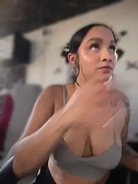 Isabella-Teen webcam