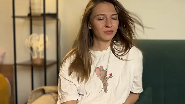 LovelyKatea webcam