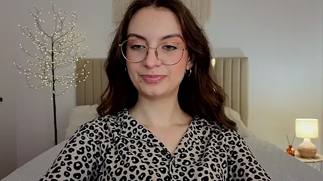 Real_cutie1 webcam