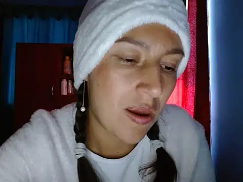SarahFriendly webcam