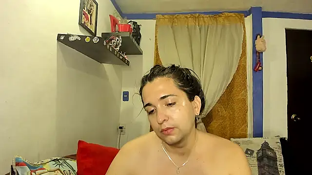 SARAMISHA webcam