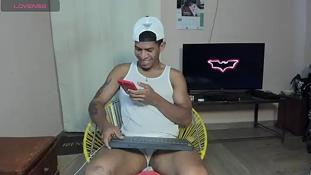 antonio_aguilarx webcam
