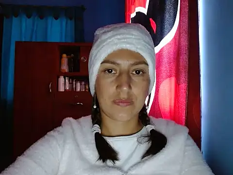 SarahFriendly webcam