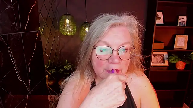 NataliMellow webcam