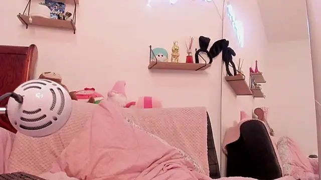 Manuela_monroe