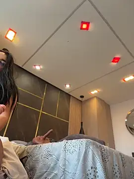 emily-Hornyy webcam