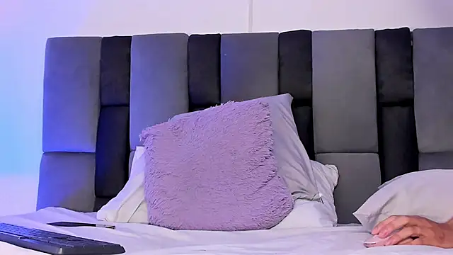 light_eyes_ live sex cam