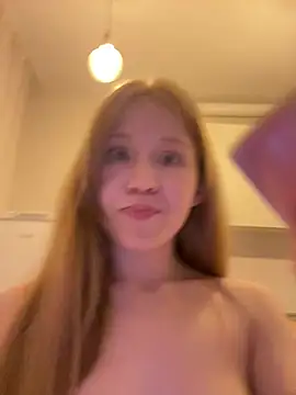 Eva_Weyne webcam