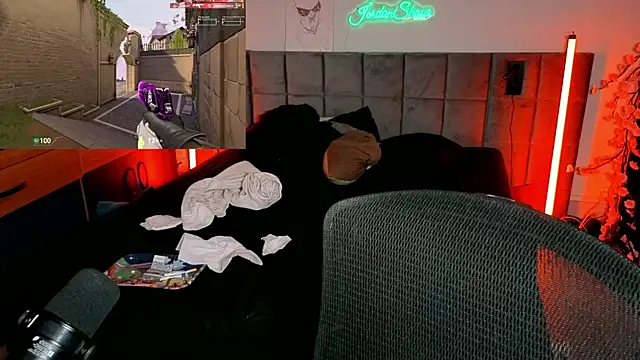 JordanShow webcam