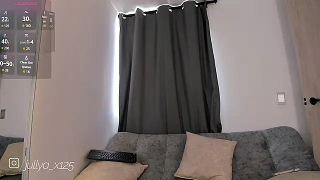 Jullya_x