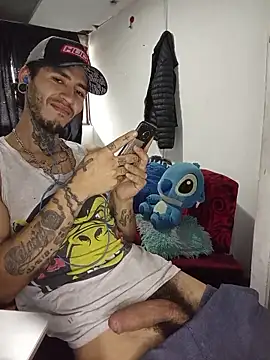 Tattoboy19cm webcam