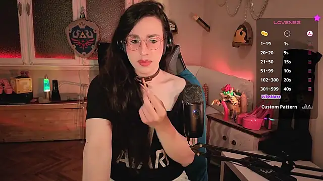 Zesty_Peach webcam
