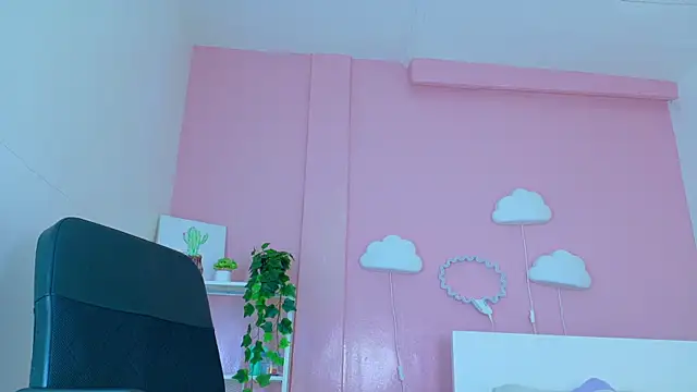 SeleneGibson__ webcam