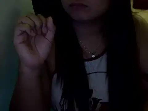 Sarah_no_land