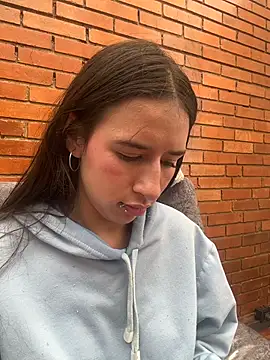 LilyRossi_ webcam