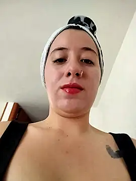 Annie_loveer webcam