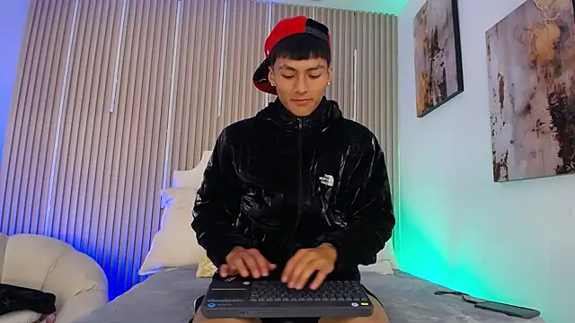 AdrianStark_ webcam