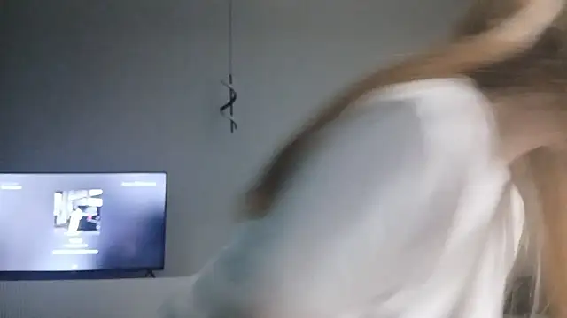 KarinaBestie webcam