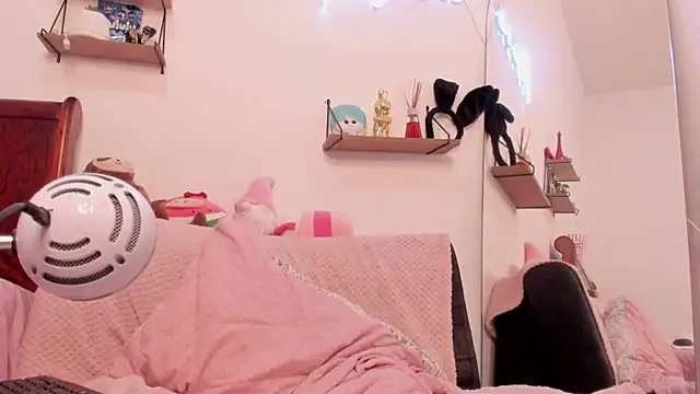 Manuela_monroe