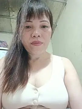 Sana-vn live cam on StripChat