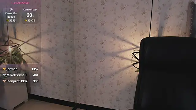 LanaJones_ webcam
