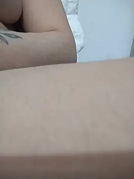 kBossgirls webcam