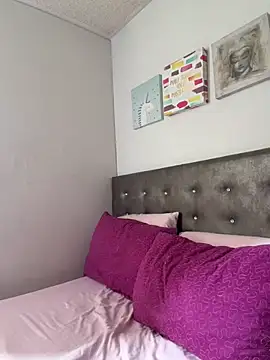Ashleyroberst's room