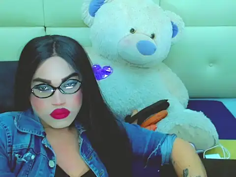 NharaBigCock webcam