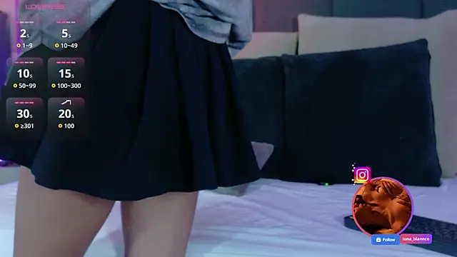 luna_blannco webcam