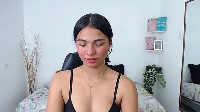 Emma_Faith webcam