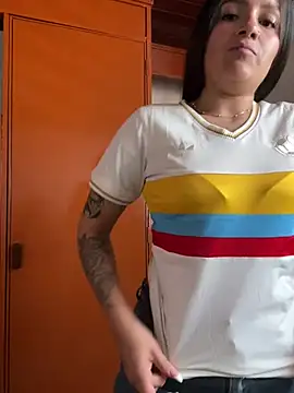 Alyha_cortes_ webcam