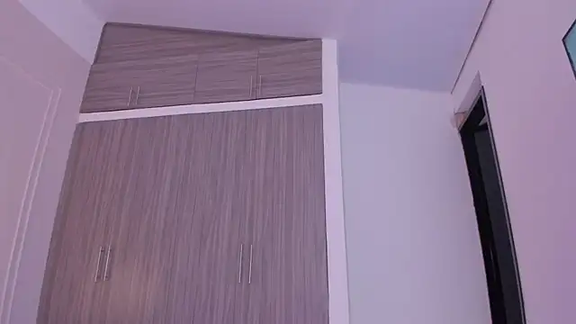 Emma-Velez webcam