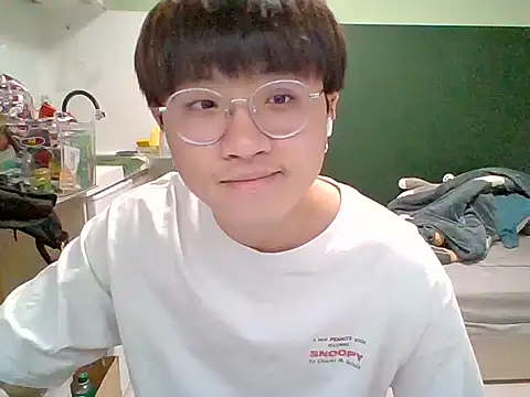 yang_571 (M young) - 脫上衣 Take off shirt