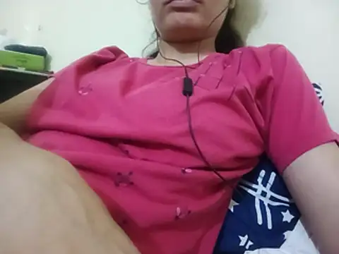 Shaina01